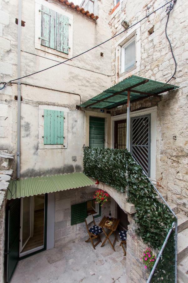 Studio Apartman "Brce" Kaštela Kültér fotó