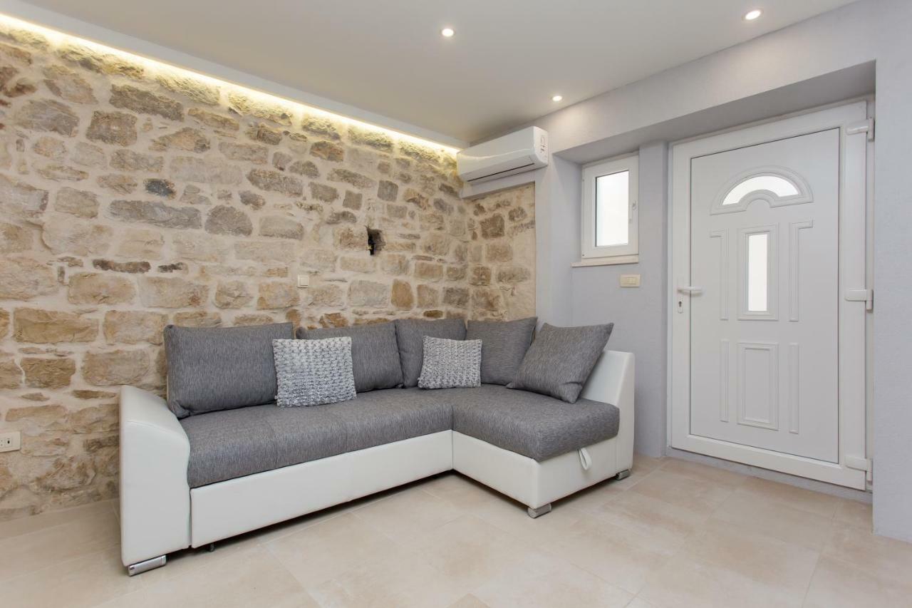 Studio Apartman "Brce" Kaštela Kültér fotó