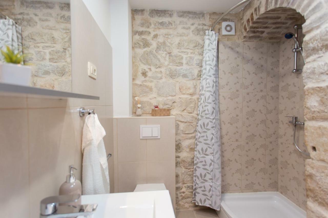 Studio Apartman "Brce" Kaštela Kültér fotó